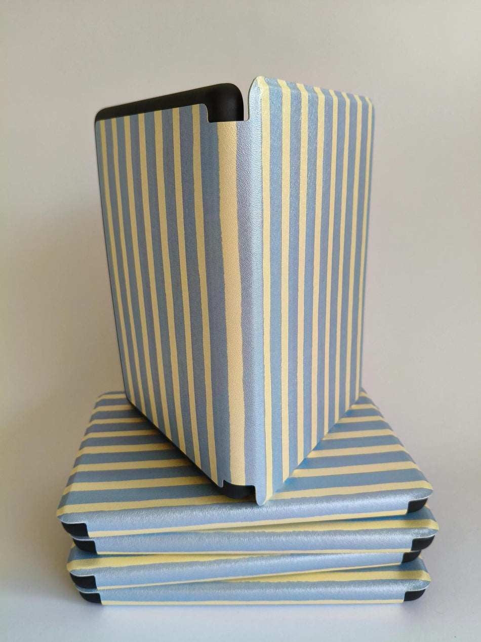 Premium Kindle Case – Rainy Sunday