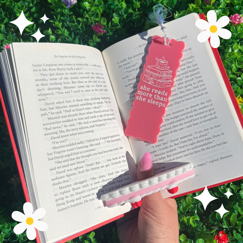 Cake Thumb Book Holder